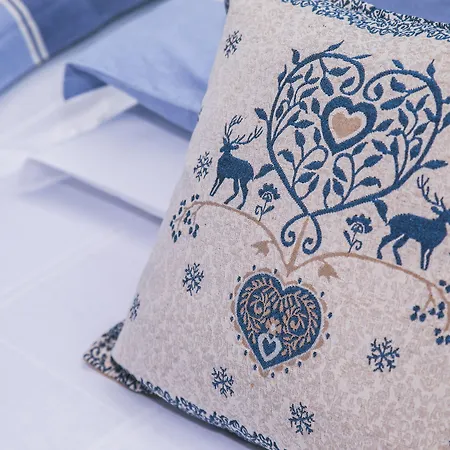 Byron モンテカティーニ・テルメ