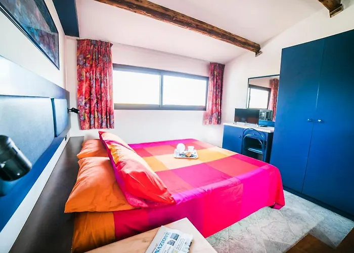 Hotell Byron Montecatini Terme